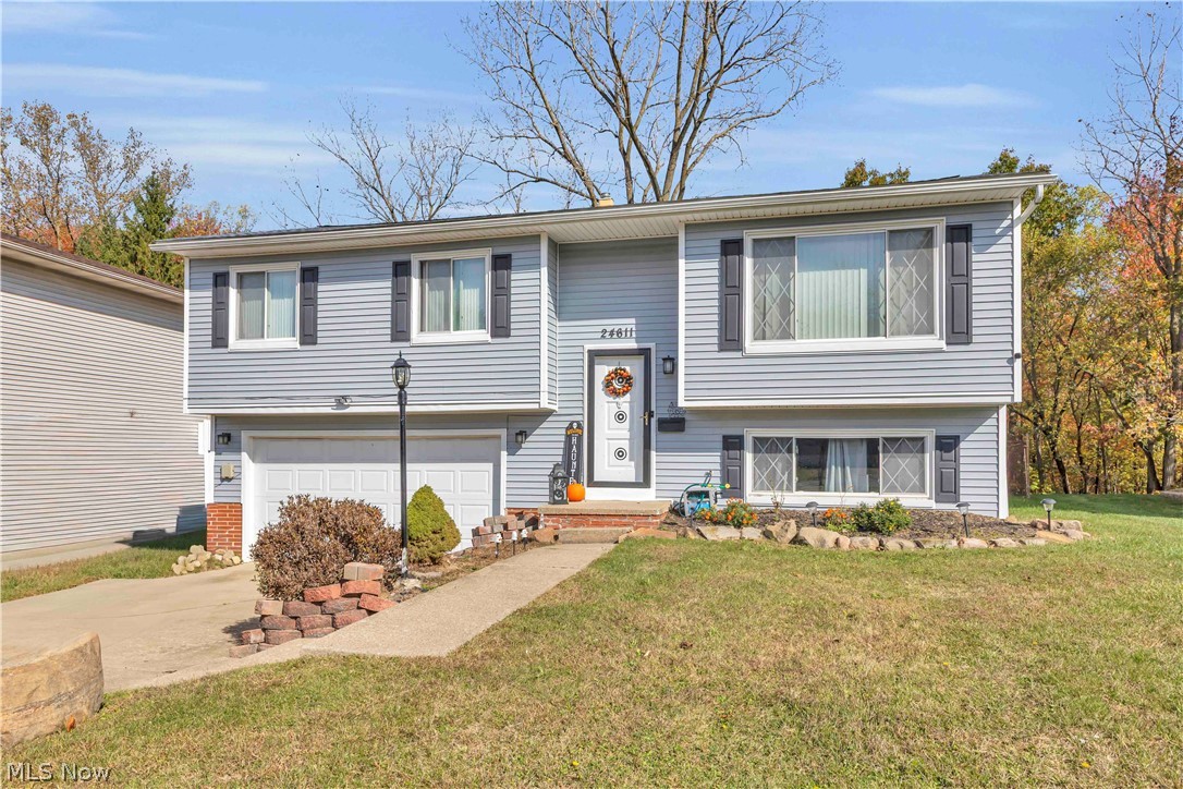 24611 Ridgeline Drive Bedford Heights OH 44146