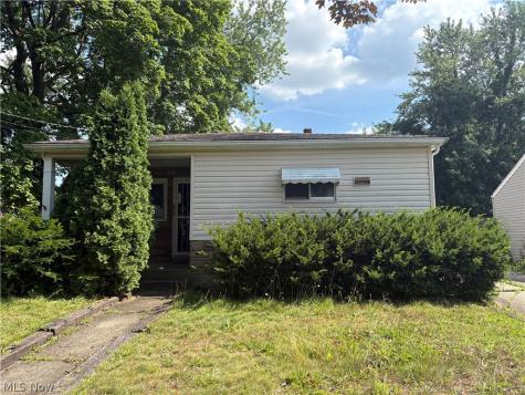 908 Clifford Avenue Akron OH 44306