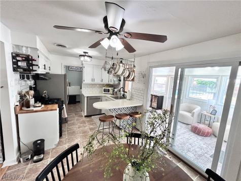 6160 Thistlewood Drive Mentor OH 44060
