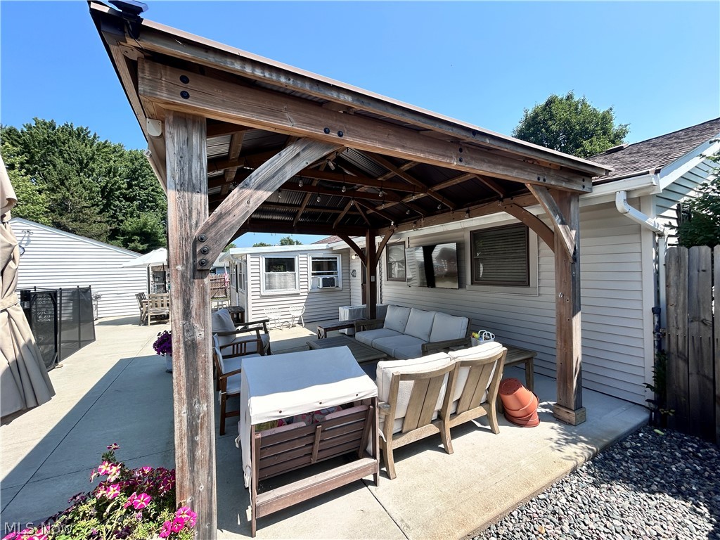 6160 Thistlewood Drive Mentor OH 44060