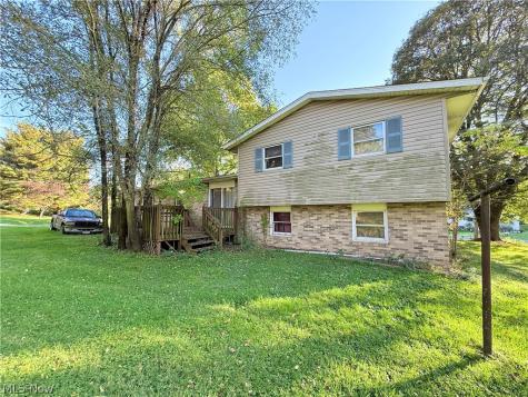 10715 Orrville Street NW Massillon OH 44647