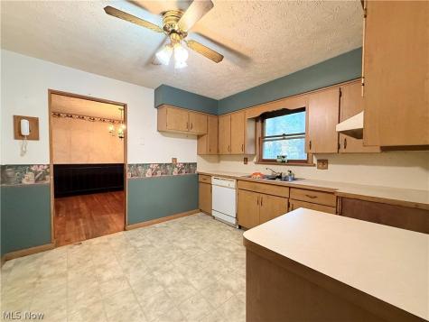 10715 Orrville Street NW Massillon OH 44647