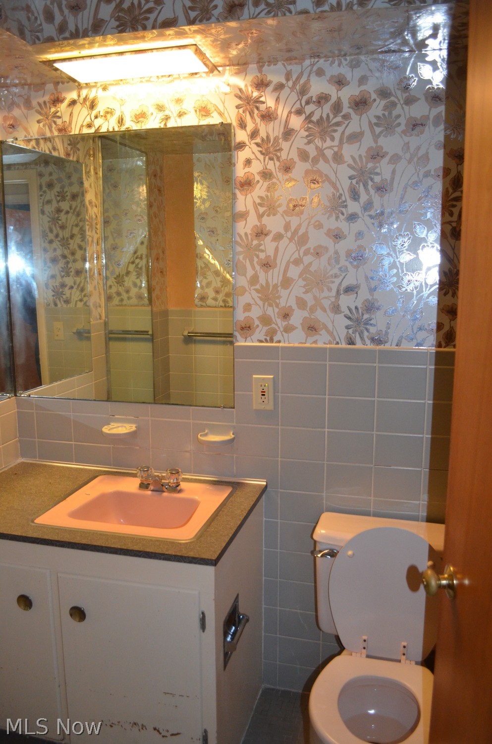 26793 Westwood Road Westlake OH 44145