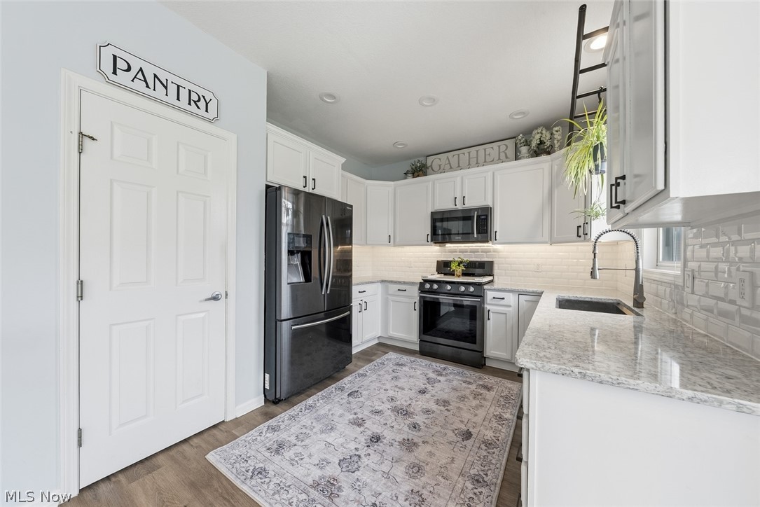 9387 Victoria Lane North Ridgeville OH 44039