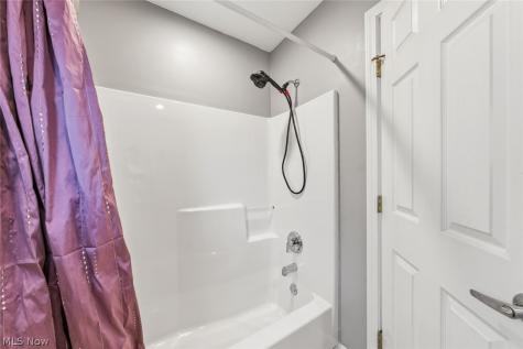 9387 Victoria Lane North Ridgeville OH 44039