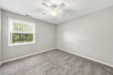 9387 Victoria Lane North Ridgeville OH 44039