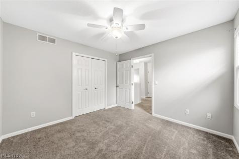 9387 Victoria Lane North Ridgeville OH 44039