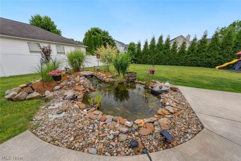 9387 Victoria Lane North Ridgeville OH 44039
