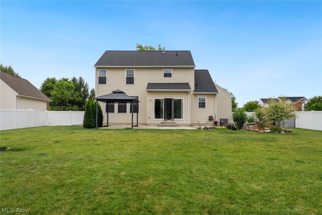 9387 Victoria Lane North Ridgeville OH 44039