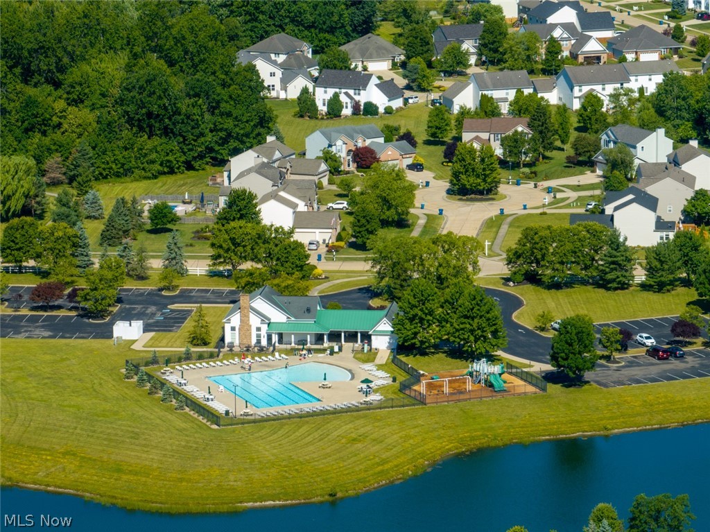 9387 Victoria Lane North Ridgeville OH 44039