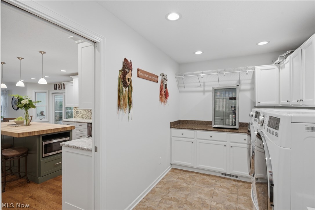 10376 Lake Meadows Drive Strongsville OH 44136