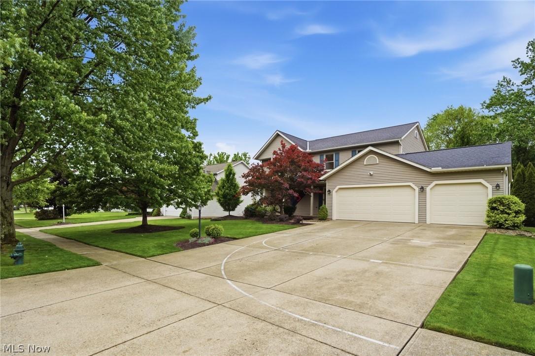 10376 Lake Meadows Drive Strongsville OH 44136