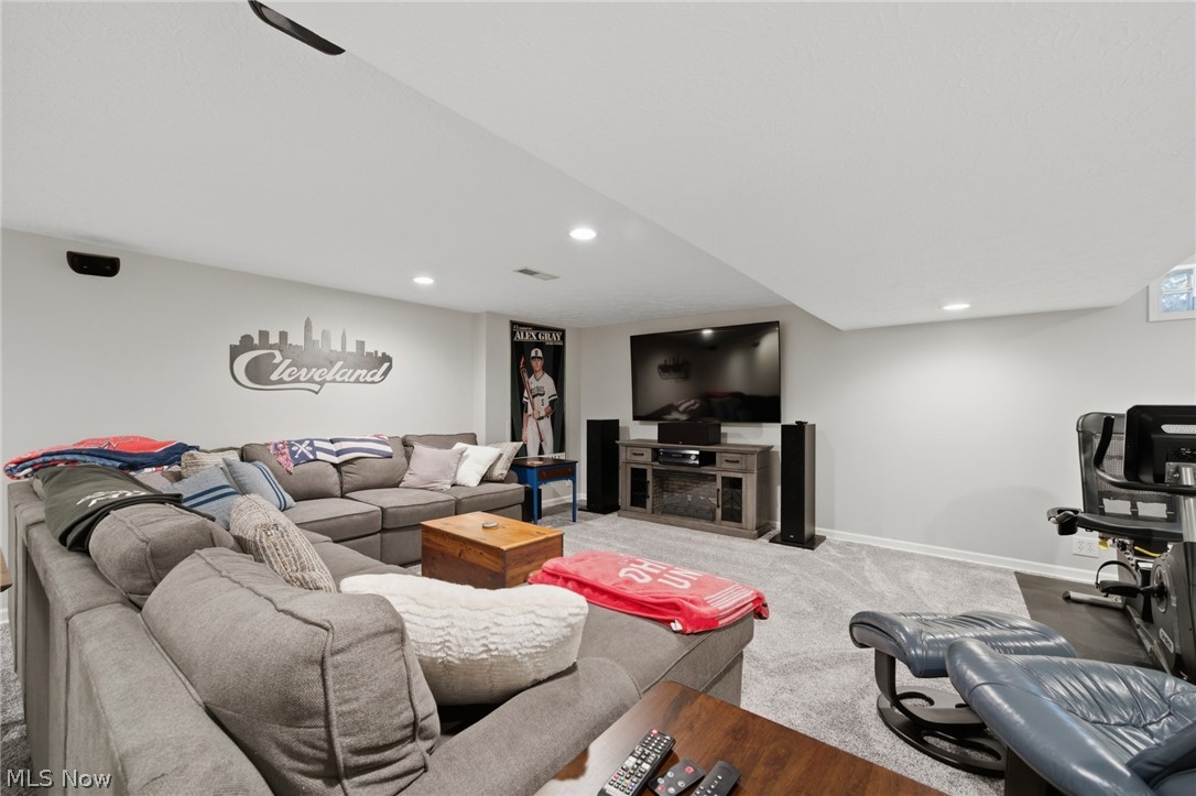 10376 Lake Meadows Drive Strongsville OH 44136