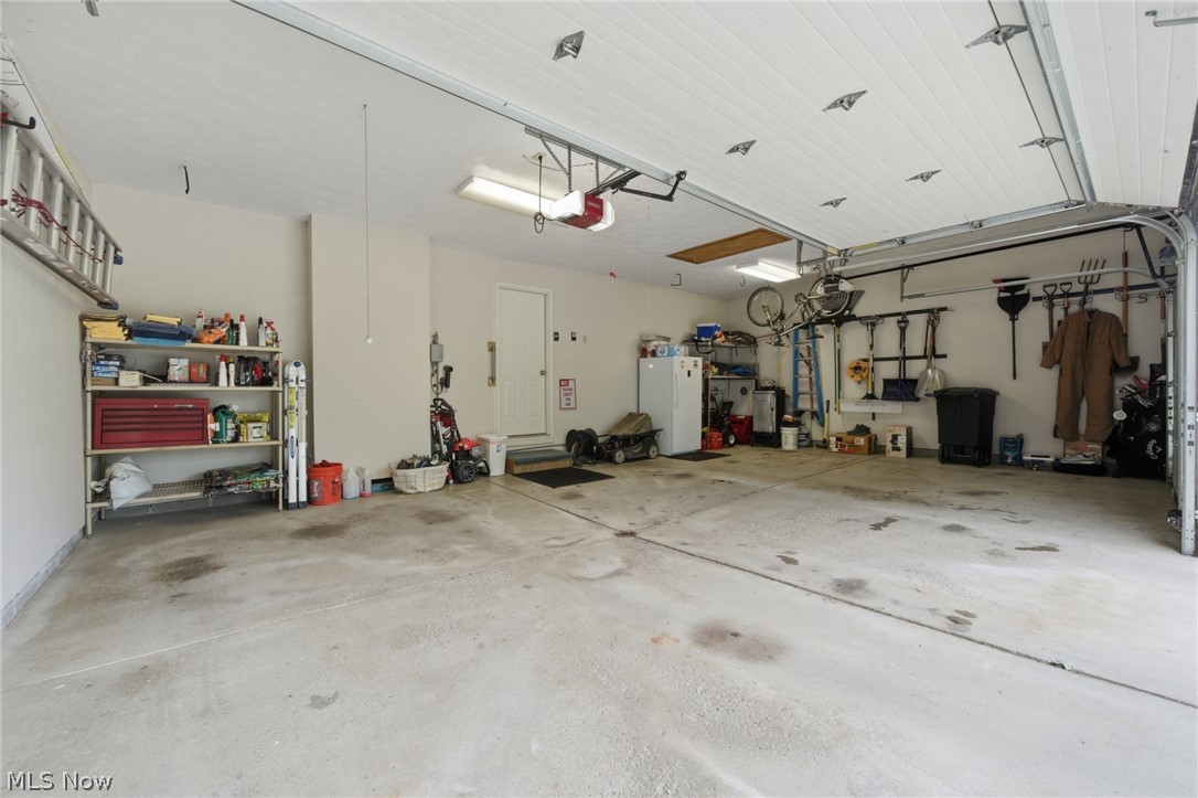 10376 Lake Meadows Drive Strongsville OH 44136