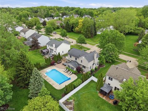 10376 Lake Meadows Drive Strongsville OH 44136
