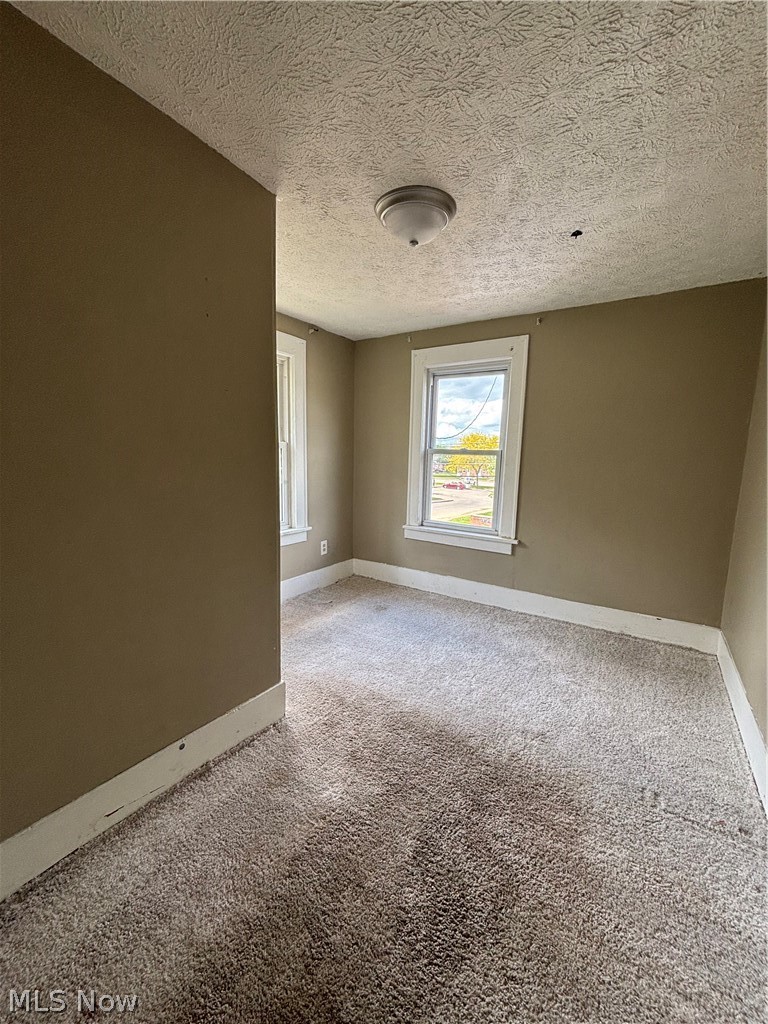 364 Ira Avenue Akron OH 44301
