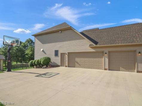 301 Timber Run Drive Canfield OH 44406