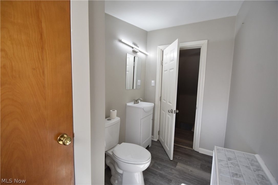 616 Poland Avenue Struthers OH 44471