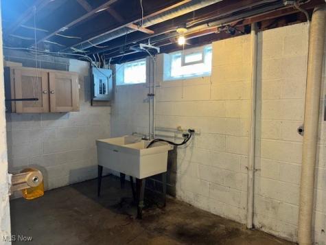 701 E 315th Street Willowick OH 44095