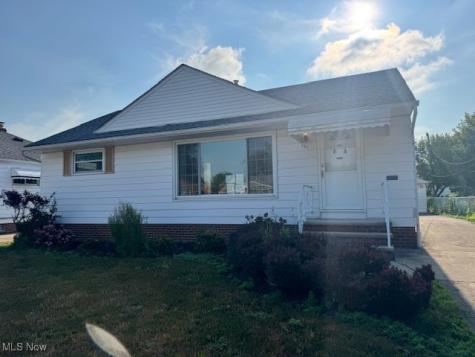 701 E 315th Street Willowick OH 44095