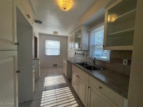 701 E 315th Street Willowick OH 44095