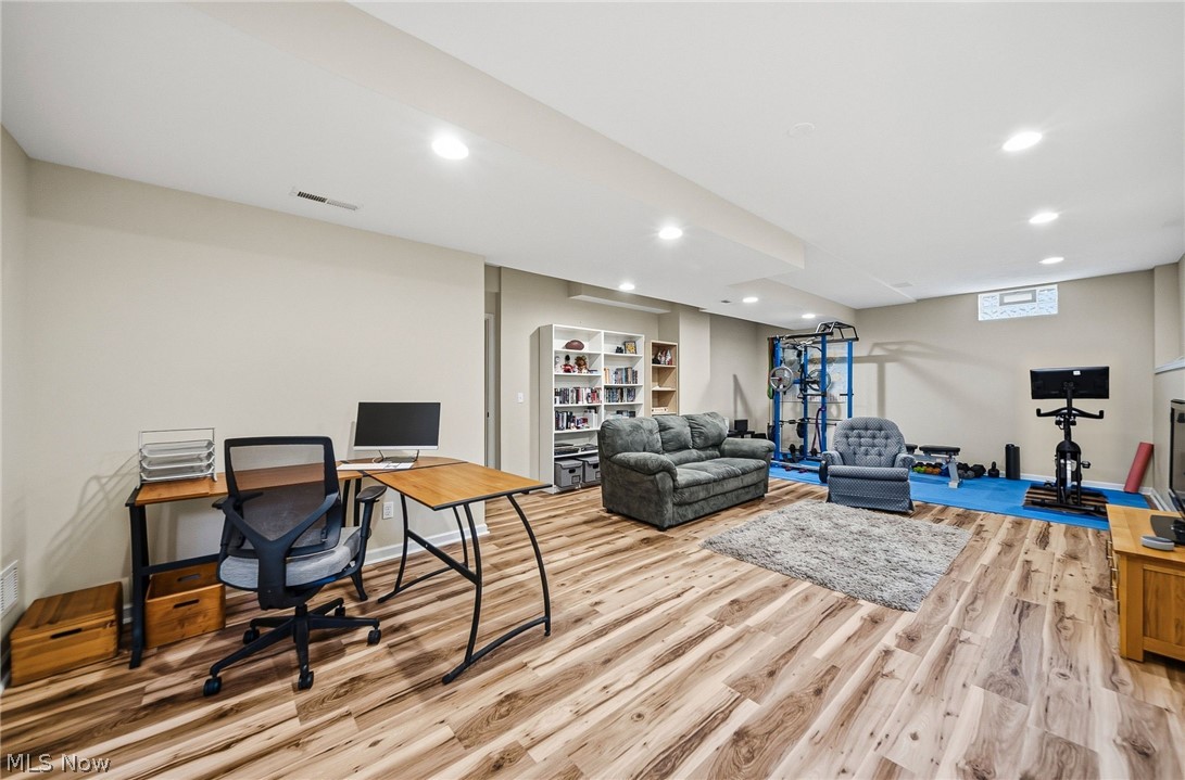 313 Wilmington Drive Broadview Heights OH 44147