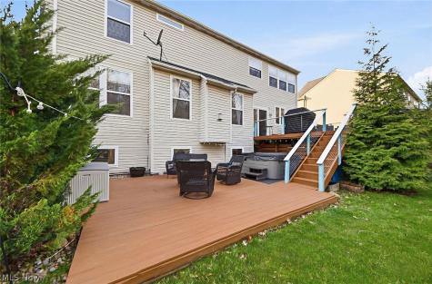 313 Wilmington Drive Broadview Heights OH 44147