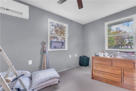 2041 Prospect Road New London OH 44851