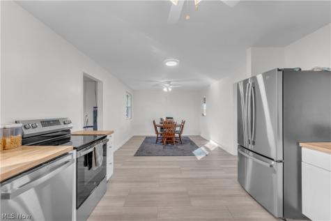 2041 Prospect Road New London OH 44851