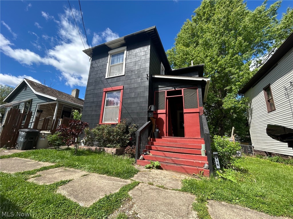 215 Columbia Street Zanesville OH 43701