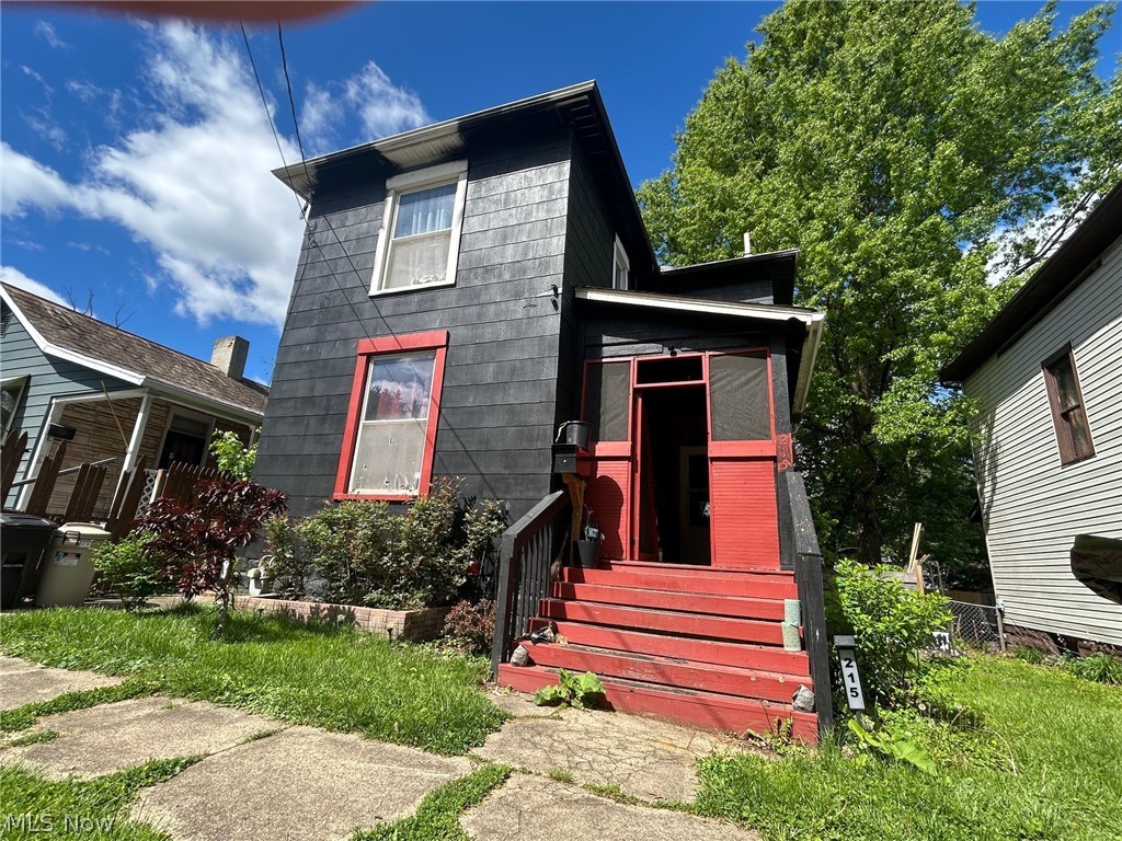 215 Columbia Street Zanesville OH 43701