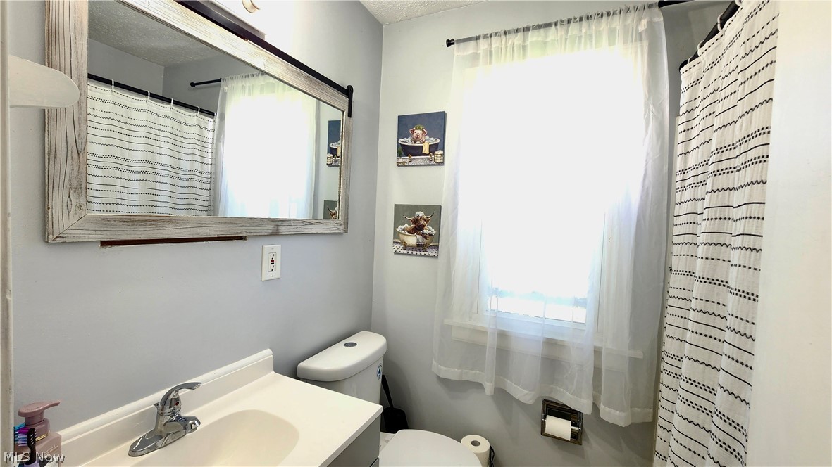 1328 Myrtle Avenue Ashtabula OH 44004