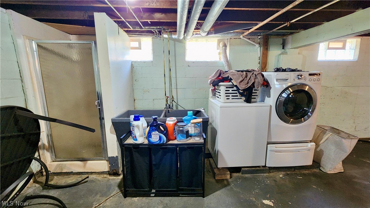 1328 Myrtle Avenue Ashtabula OH 44004