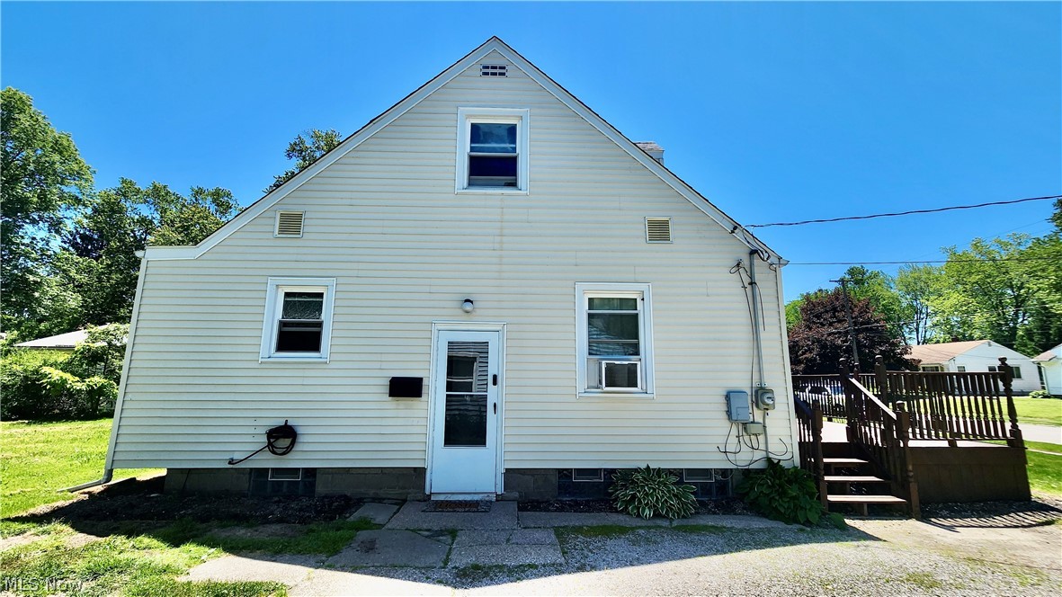 1328 Myrtle Avenue Ashtabula OH 44004