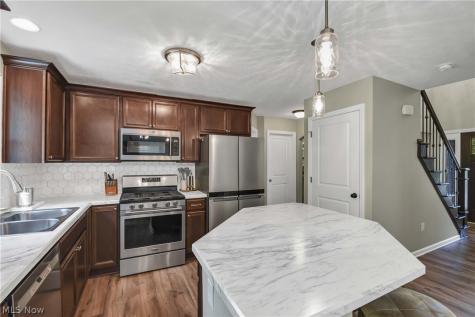 7599 Albion Road North Royalton OH 44133