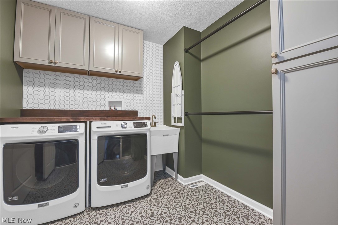 7599 Albion Road North Royalton OH 44133