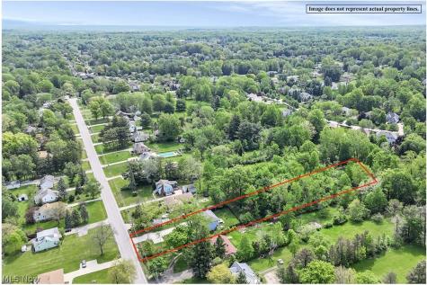 7599 Albion Road North Royalton OH 44133
