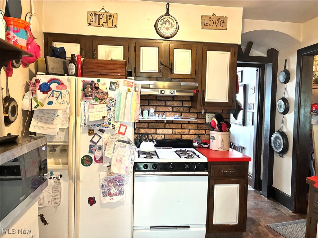 812 Bradshaw East Liverpool OH 43920