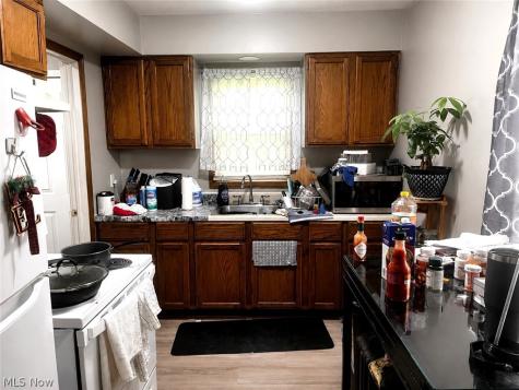 1294 Inman Street Akron OH 44306