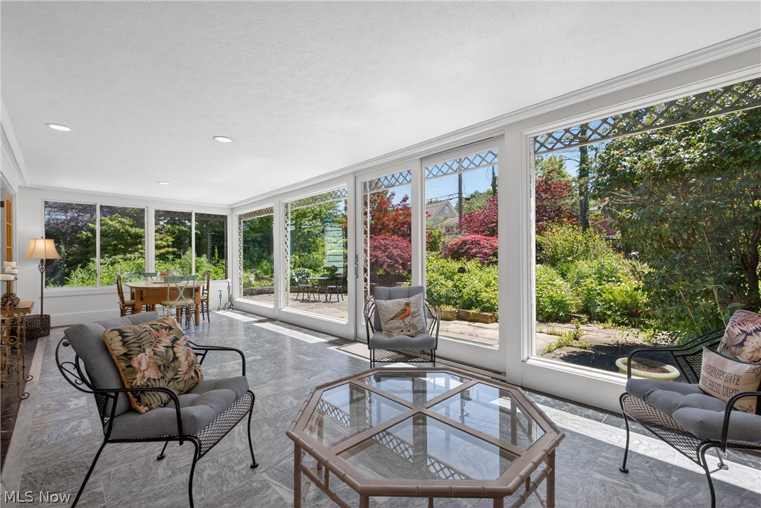 23900 Stanford Road Shaker Heights OH 44122
