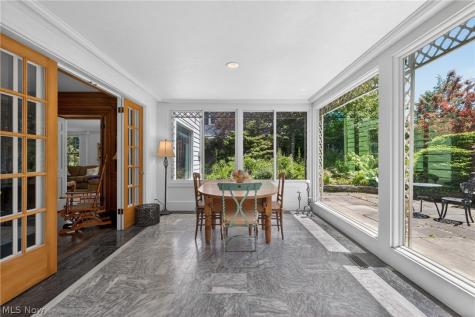 23900 Stanford Road Shaker Heights OH 44122