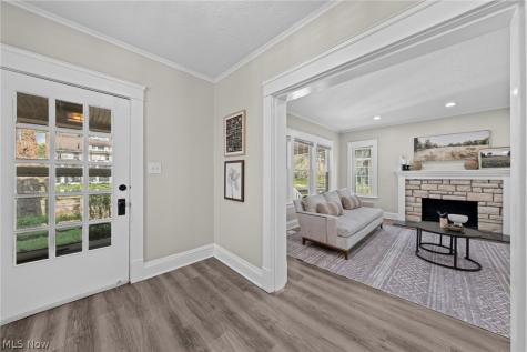 2512 Kingston Road Cleveland Heights OH 44118