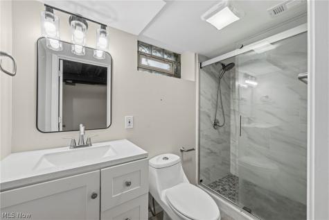 2512 Kingston Road Cleveland Heights OH 44118