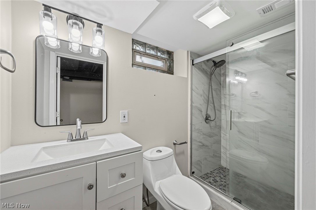 2512 Kingston Road Cleveland Heights OH 44118