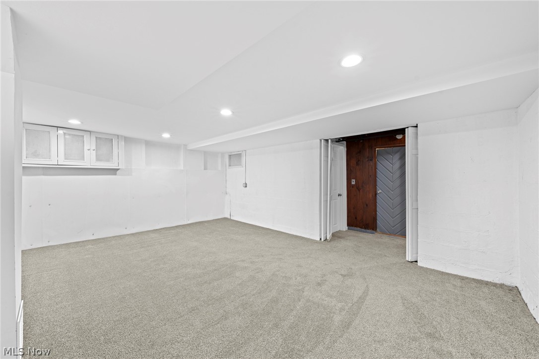 2512 Kingston Road Cleveland Heights OH 44118
