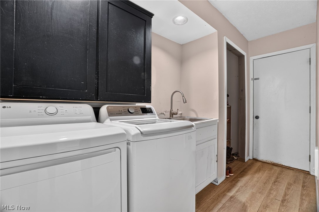 731 Lark Court Rock Creek OH 44084