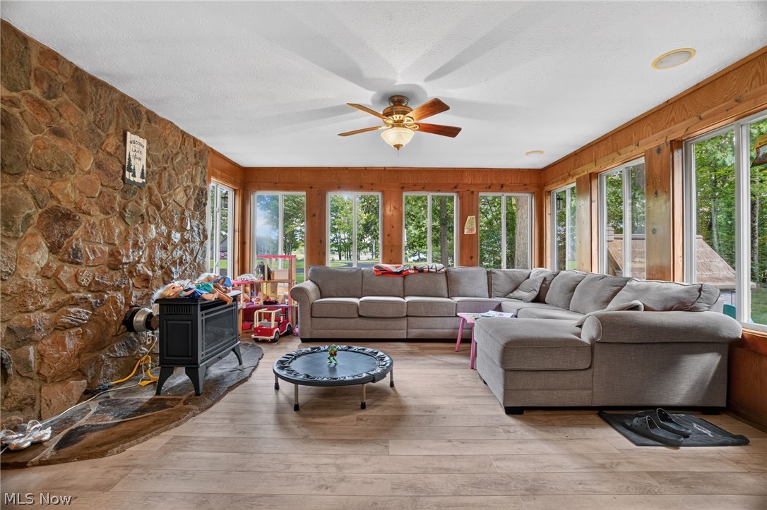 731 Lark Court Rock Creek OH 44084