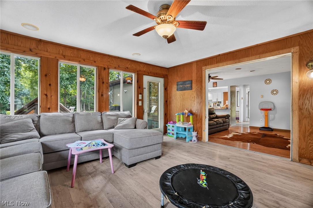 731 Lark Court Rock Creek OH 44084
