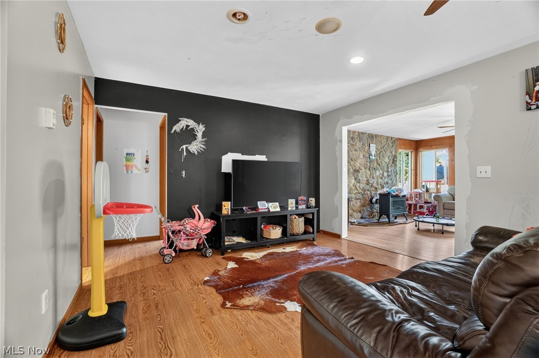 731 Lark Court Rock Creek OH 44084