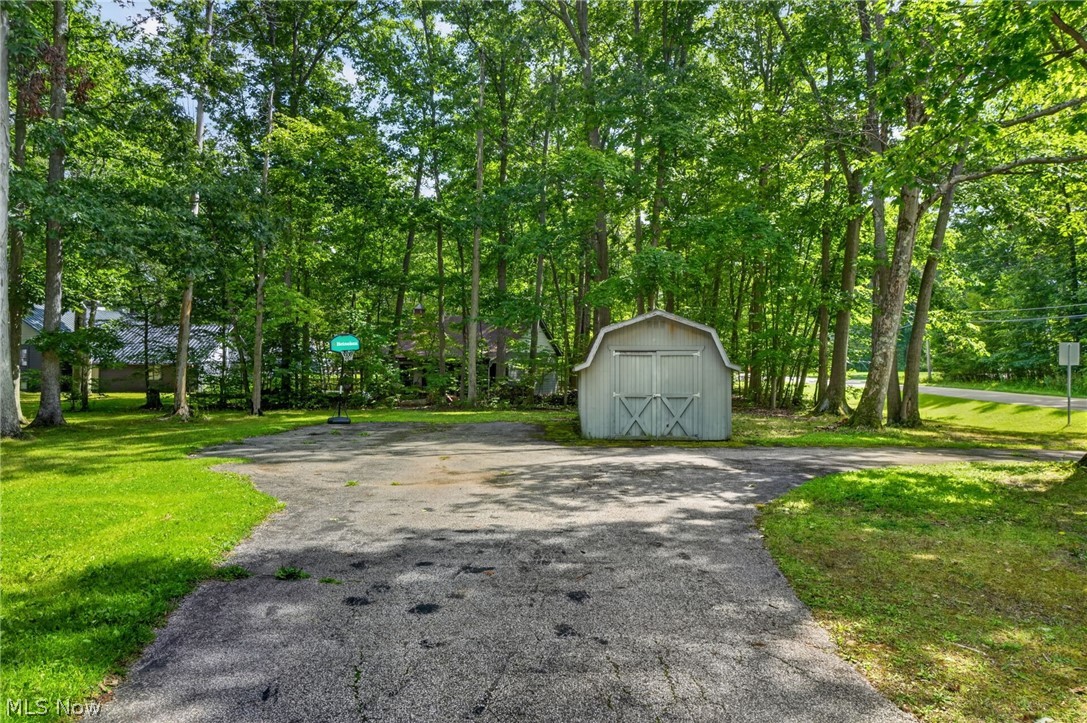 731 Lark Court Rock Creek OH 44084